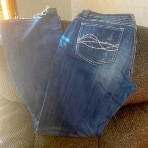 Cowgirl Tuff Hippie Jeans 31W x 33L